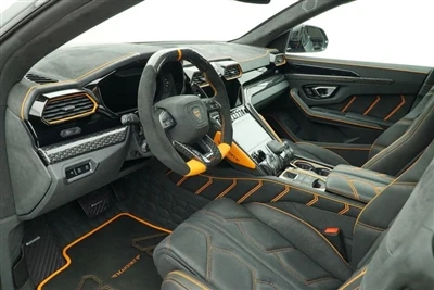 Mansory نے نئے ترمیم شدہ Mansory Venatus کی نقاب کشائی کی۔