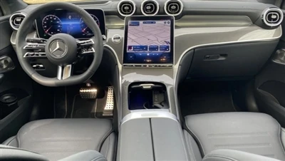مرسڈیز GLC 300 Coupe کا شاندار داخلہ
